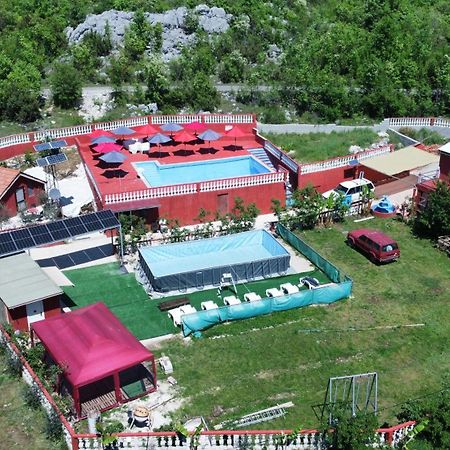 Red Apartman Trebinje Zewnętrze zdjęcie