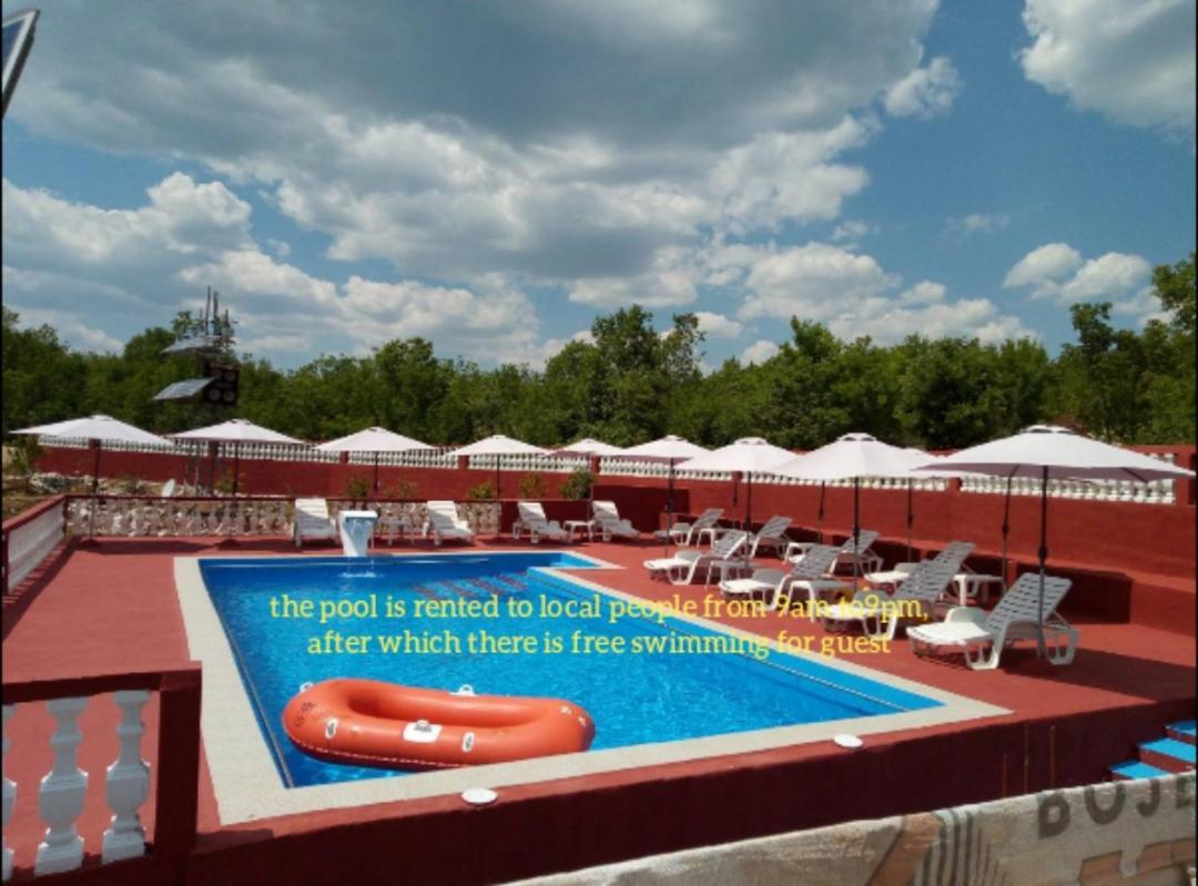 Red Apartman Trebinje Zewnętrze zdjęcie