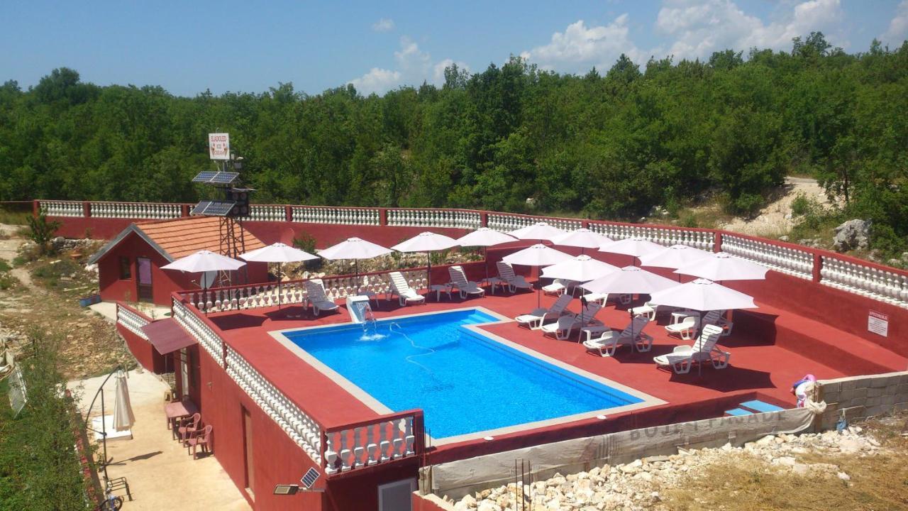 Red Apartman Trebinje Zewnętrze zdjęcie