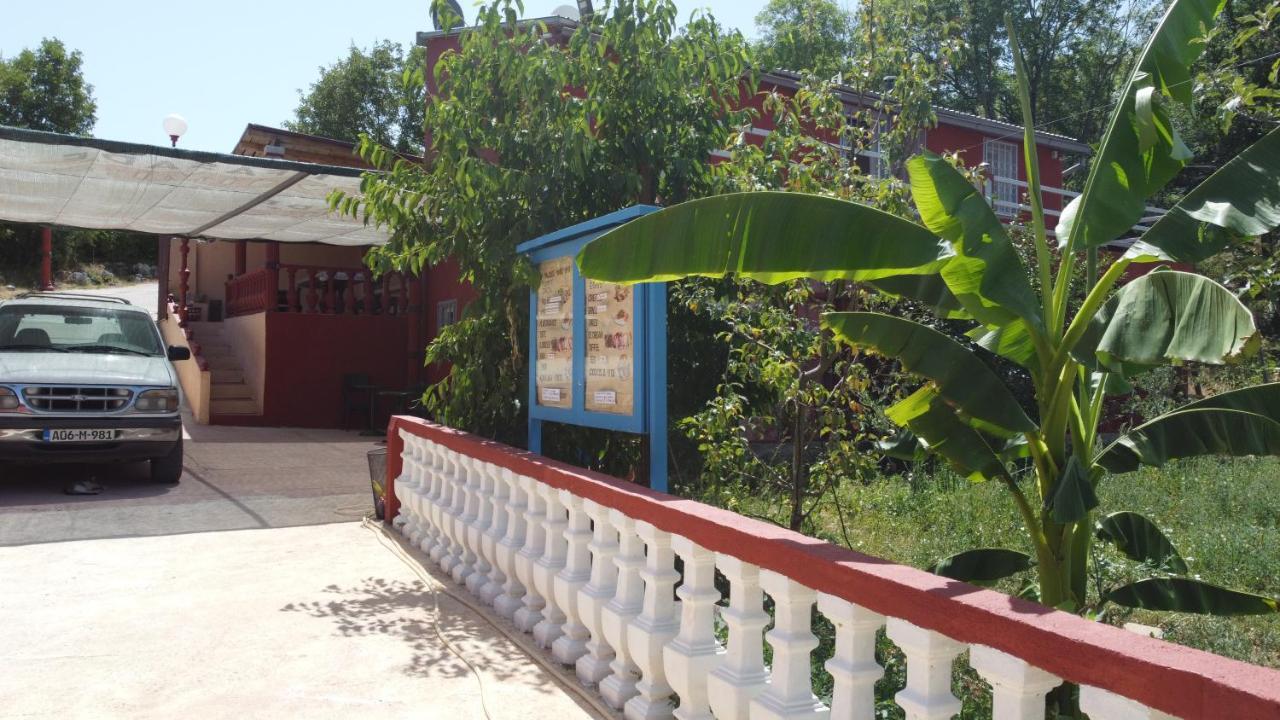Red Apartman Trebinje Zewnętrze zdjęcie