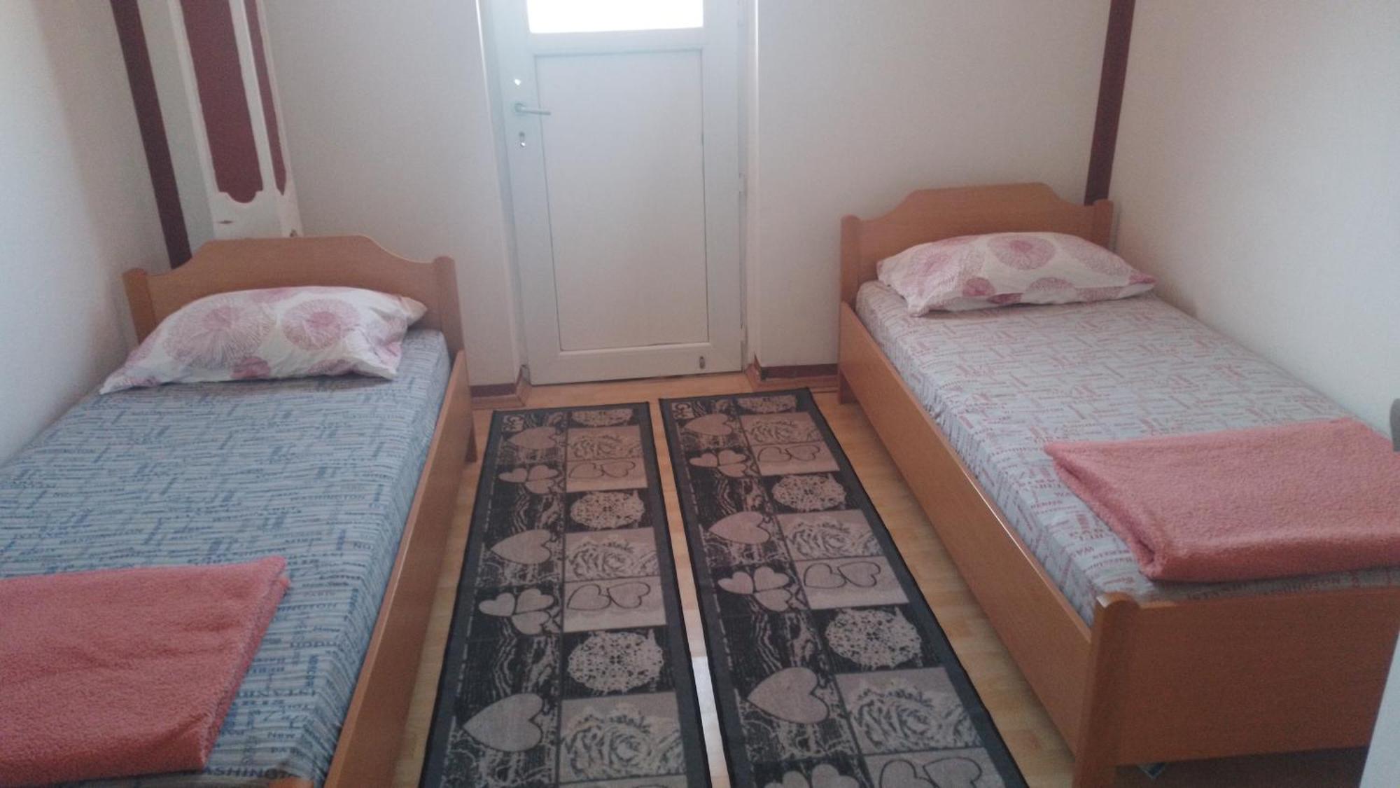 Red Apartman Trebinje Zewnętrze zdjęcie
