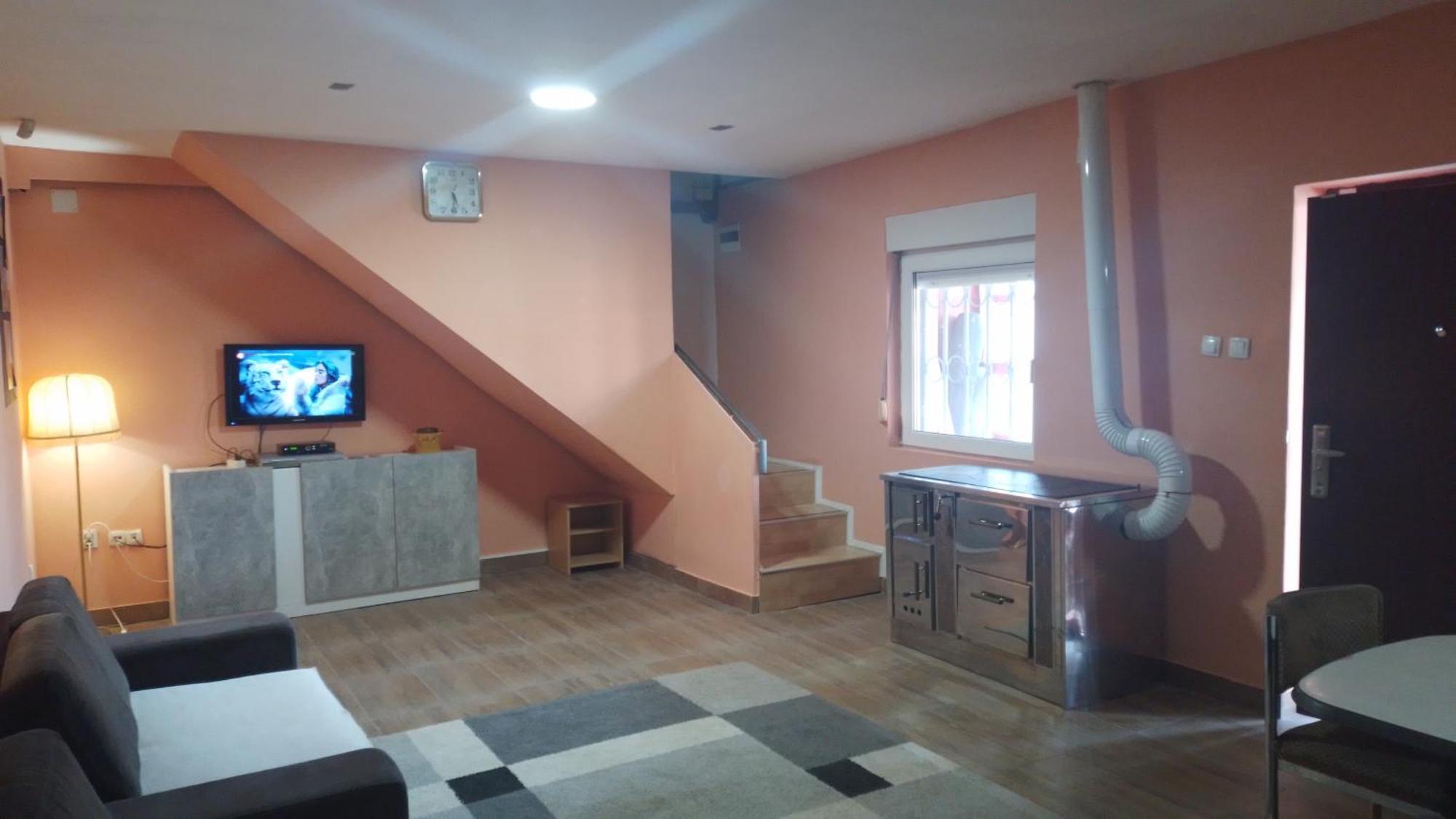 Red Apartman Trebinje Zewnętrze zdjęcie