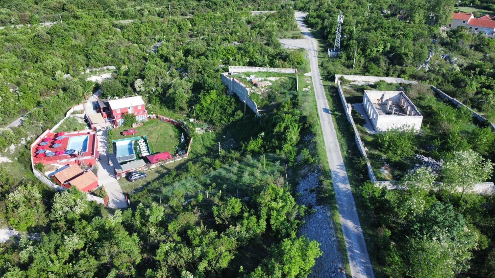 Red Apartman Trebinje Zewnętrze zdjęcie