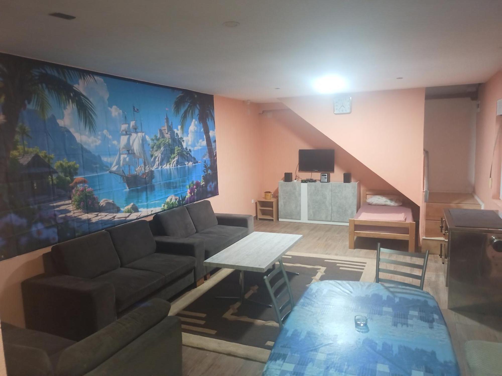 Red Apartman Trebinje Zewnętrze zdjęcie